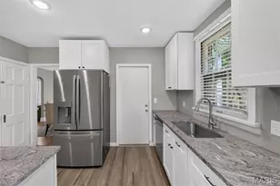 457 Catalina Ave, Webster Groves, MO 63119 - Photo 9
