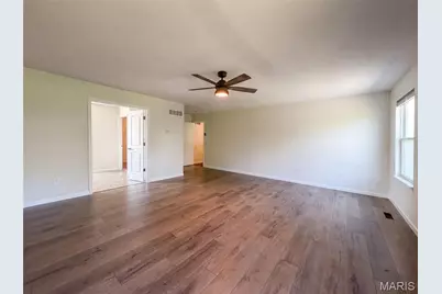 5945 Hawkins Ridge Court, Saint Louis, MO 63129 - Photo 13