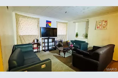3941 Dunnica Avenue, Saint Louis, MO 63116 - Photo 3