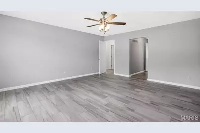 2910 Championship Boulevard, Oakville, MO 63129 - Photo 25