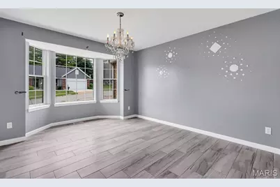 2910 Championship Boulevard, Oakville, MO 63129 - Photo 7