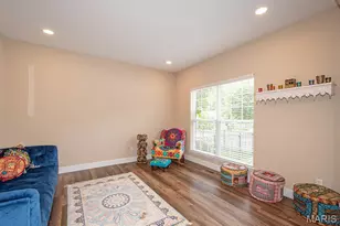 533 Weidman Rd, Ballwin, MO 63011 - Photo 9
