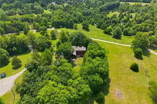 19501 Coventry Cir, Marthasville, MO 63357 - Photo 3