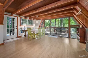 411 Cervina Beach Dr, Innsbrook, MO 63390 - Photo 13