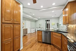 10935 Vauxhall Dr, Creve Coeur, MO 63146 - Photo 21