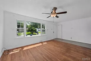 65 La Sierra Dr, Florissant, MO 63031 - Photo 5