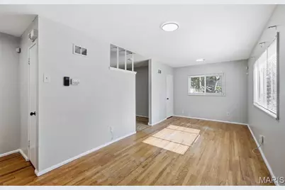 10537 Earl Drive, Saint Louis, MO 63136 - Photo 5