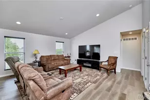 631 Grand Teton Dr, Troy, MO 63379 - Photo 5