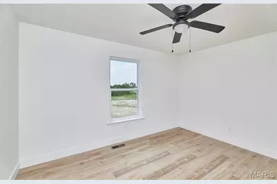 19661 Longspur Trail, Bowling Green, MO 63334 - Photo 37