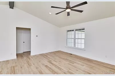 19661 Longspur Trail, Bowling Green, MO 63334 - Photo 5
