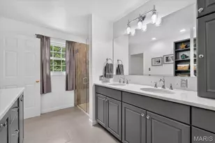 13231 Thornhill Dr, Town and Country, MO 63131 - Photo 37