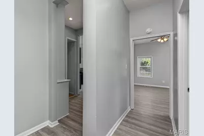 5866 Etzel Avenue, Saint Louis, MO 63112 - Photo 15