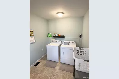 17 S 14th Street, Bowling Green, MO 63334 - Photo 5