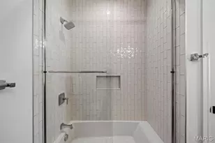321 N Forsyth Blvd, Clayton, MO 63105 - Photo 47