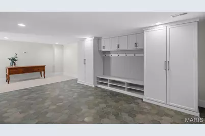 321 N Forsyth Boulevard, Clayton, MO 63105 - Photo 55