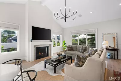 321 N Forsyth Boulevard, Clayton, MO 63105 - Photo 23