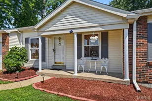 719 Waterfall Dr, Florissant, MO 63034 - Photo 7