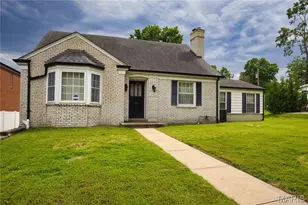 9402 Pine Ave, Brentwood, MO 63144 - Photo 3