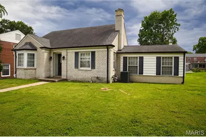 9402 Pine Avenue, Brentwood, MO 63144 - Photo 3
