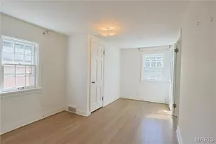 9402 Pine Ave, Brentwood, MO 63144 - Photo 27