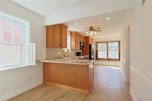 9402 Pine Ave, Brentwood, MO 63144 - Photo 17