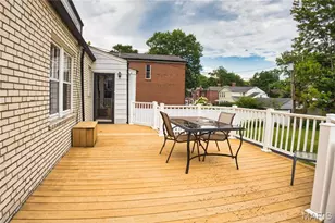 9402 Pine Ave, Brentwood, MO 63144 - Photo 41