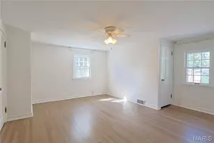 9402 Pine Ave, Brentwood, MO 63144 - Photo 29