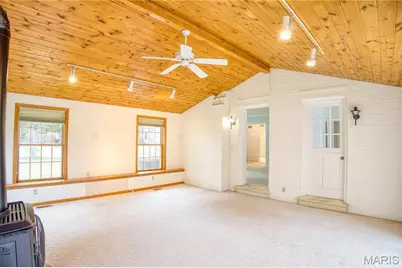 9402 Pine Avenue, Brentwood, MO 63144 - Photo 15