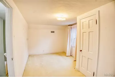 9402 Pine Avenue, Brentwood, MO 63144 - Photo 29
