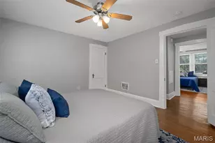 7370 Carleton Ave, University City, MO 63130 - Photo 37
