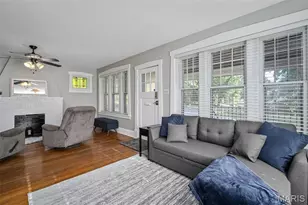 7370 Carleton Ave, University City, MO 63130 - Photo 15