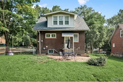 7370 Carleton Avenue, University City, MO 63130 - Photo 9