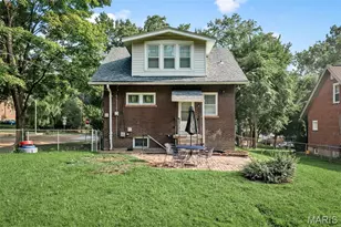 7370 Carleton Ave, University City, MO 63130 - Photo 9