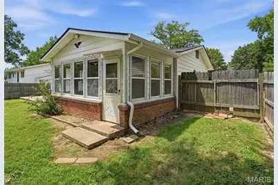 4514 Niagara Drive, Saint Louis, MO 63129 - Photo 31