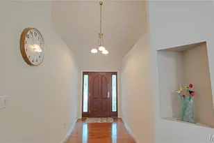15234 Brightfield Manor Dr, Chesterfield, MO 63017 - Photo 3