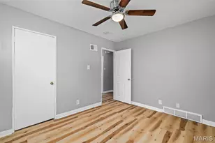 10465 Lord Dr, Castle Point, MO 63136 - Photo 9