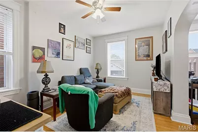 6225 Victoria Avenue, Saint Louis, MO 63139 - Photo 5