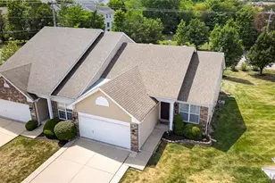 37 Sommer Cir Dr, O'Fallon, MO 63368 - Photo 1
