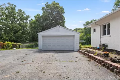 2970 Walton Road, Saint John, MO 63114 - Photo 5