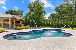 12319 Harflo Ln, Town and Country, MO 63131 - Photo 5