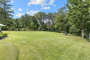 12319 Harflo Ln, Town and Country, MO 63131 - Photo 17