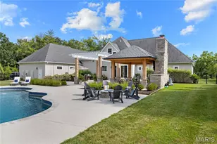 12319 Harflo Ln, Town and Country, MO 63131 - Photo 13