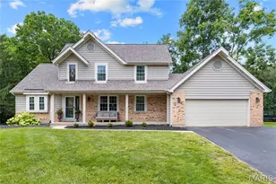 60 Golden Ridge Ct, Saint Charles, MO 63304 - Photo 1