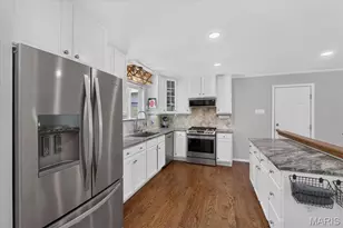 704 Clayworth Dr, Ballwin, MO 63011 - Photo 13