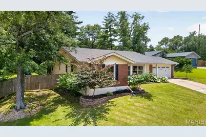 704 Clayworth Drive, Ballwin, MO 63011 - Photo 47