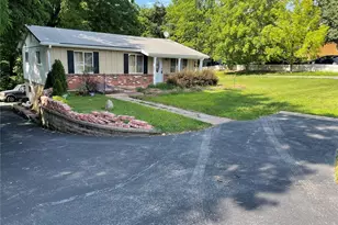 18511 Wild Horse Creek Rd, Wildwood, MO 63005 - Photo 1