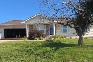 103 Castlewood Dr, Troy, MO 63379 - Photo 1
