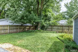 923 Tompkins St, Saint Charles, MO 63301 - Photo 17