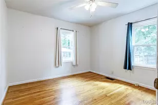 923 Tompkins St, Saint Charles, MO 63301 - Photo 7