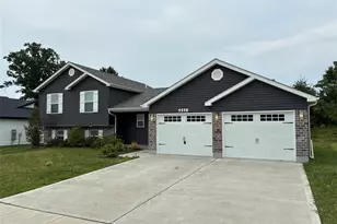 5558 Autumn Trace Pkwy, Wentzville, MO 63385 - Photo 1